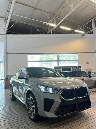 BMW X2 2.0 TURBO GASOLINA XDRIVE20I M SPORT STEPTRONIC